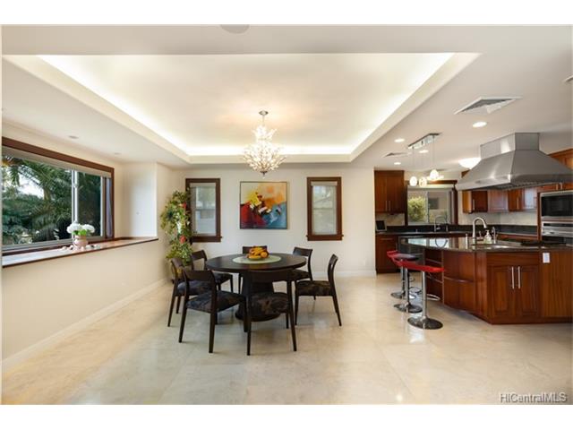 7096 Kalanianaole Highway