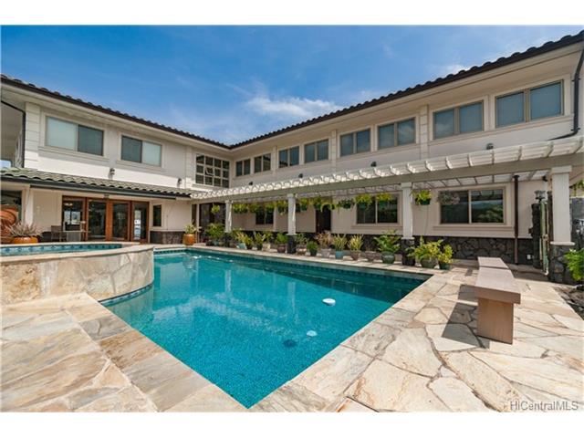 7096 Kalanianaole Highway