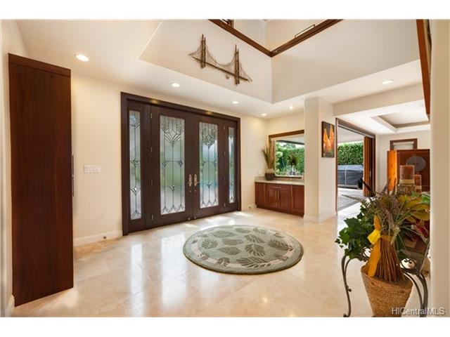 7096 Kalanianaole Highway