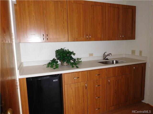 1750 Kalakaua Avenue  Unit 912