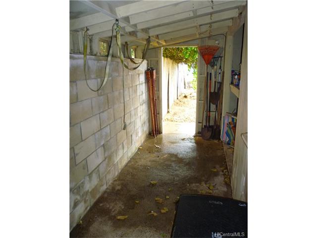 68-695 Farrington Highway