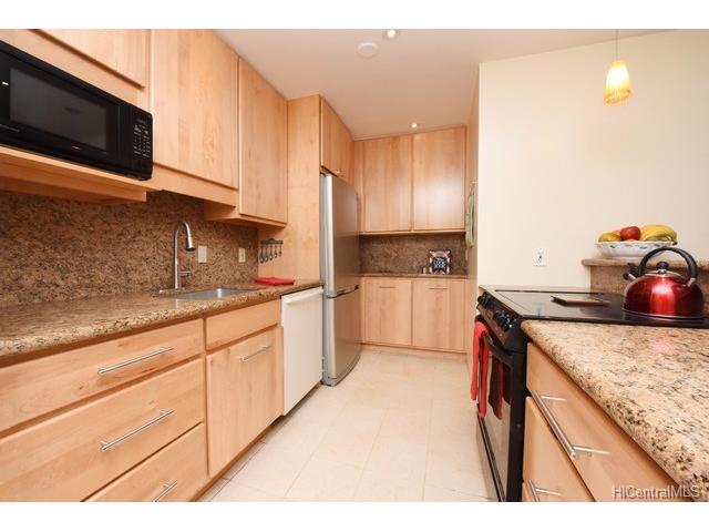 3721 Kanaina Avenue  Unit 206