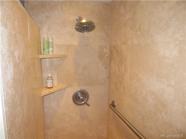 500 University Avenue  Unit 2204
