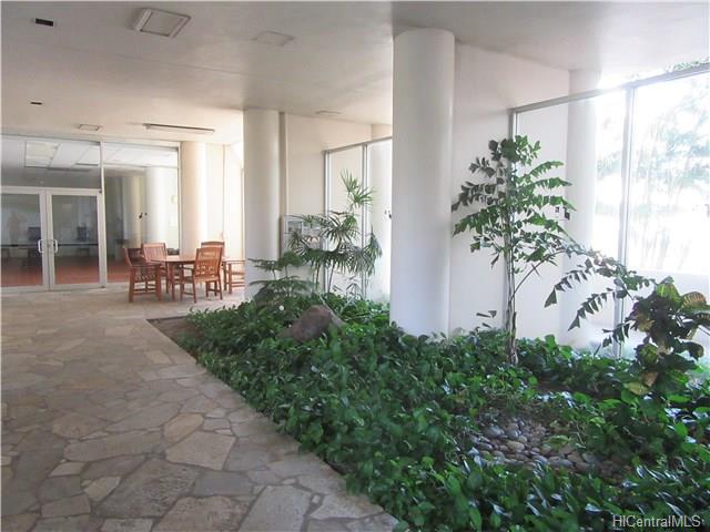 500 University Avenue  Unit 2204
