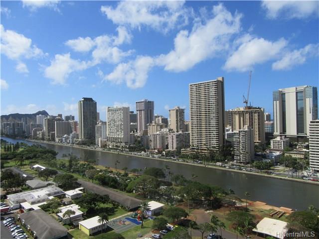 500 University Avenue  Unit 2204