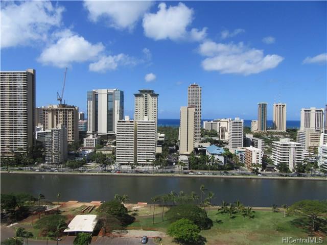 500 University Avenue  Unit 2204