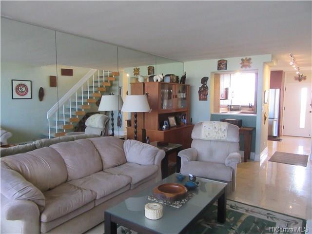 500 University Avenue  Unit 2204