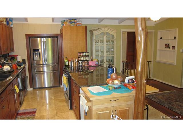 823 Halula Place