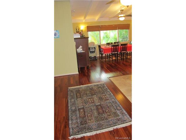 823 Halula Place