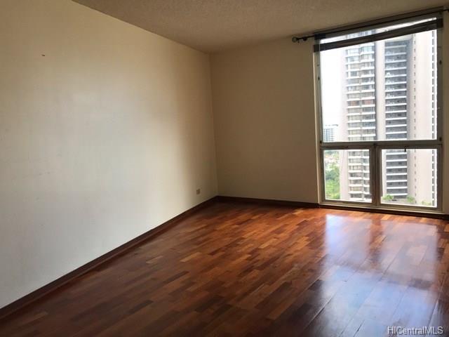 469 Ena Road  Unit 2103