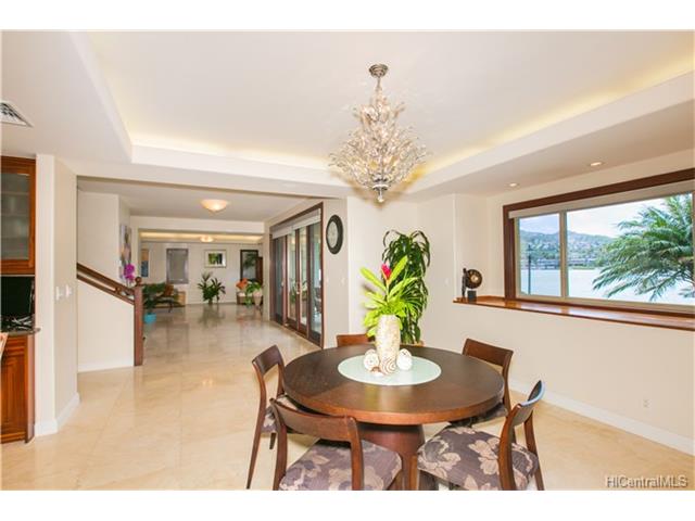 7096 Kalanianaole Highway