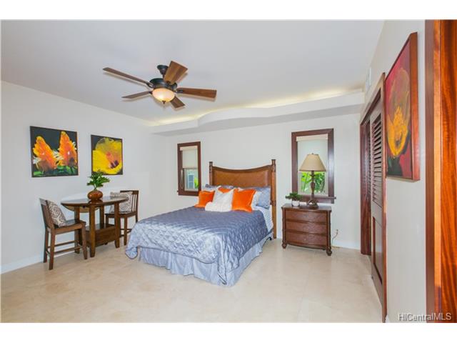 7096 Kalanianaole Highway