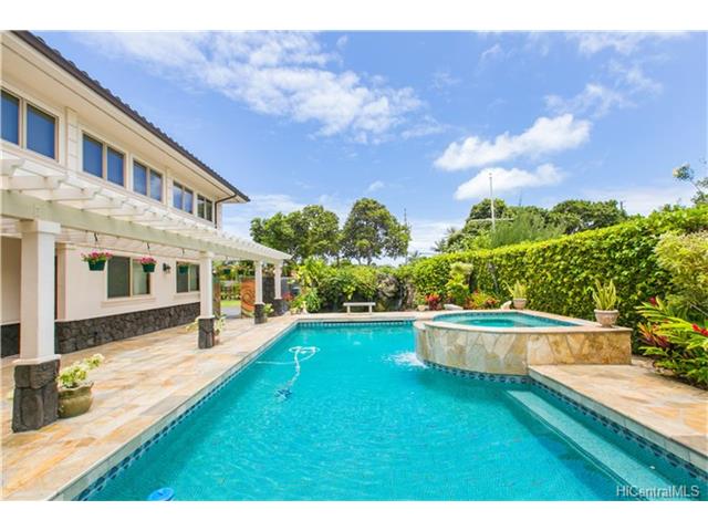 7096 Kalanianaole Highway