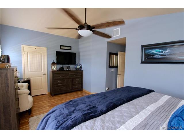 87-2201 Pakeke Street  Unit 65