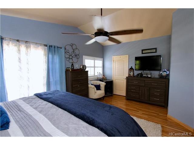 87-2201 Pakeke Street  Unit 65