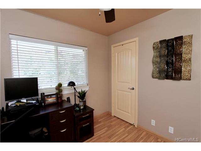 87-2201 Pakeke Street  Unit 65