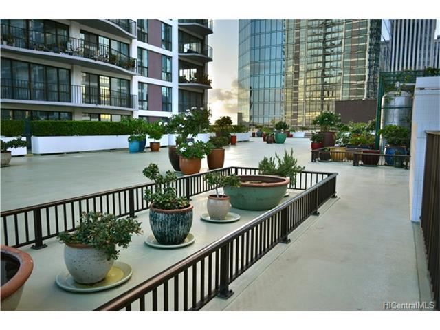 225 Queen Street  Unit 23E