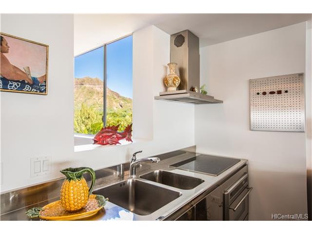 2895 Kalakaua Avenue  Unit 603-604