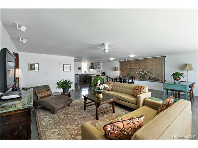 2895 Kalakaua Avenue  Unit 603-604