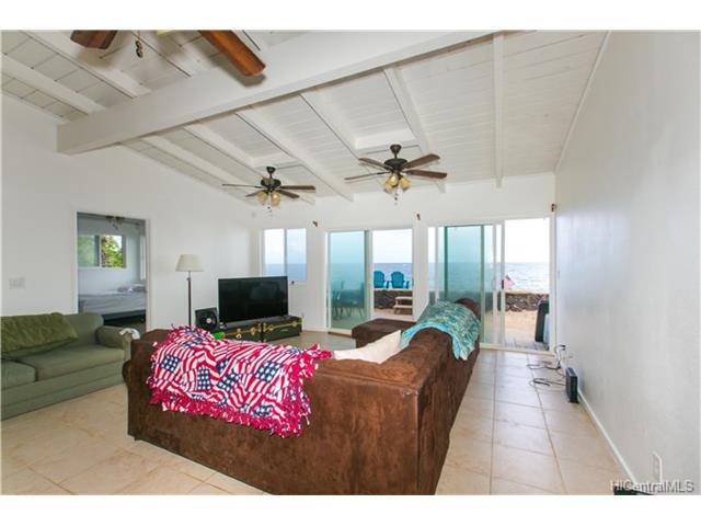 68-697 Farrington Highway