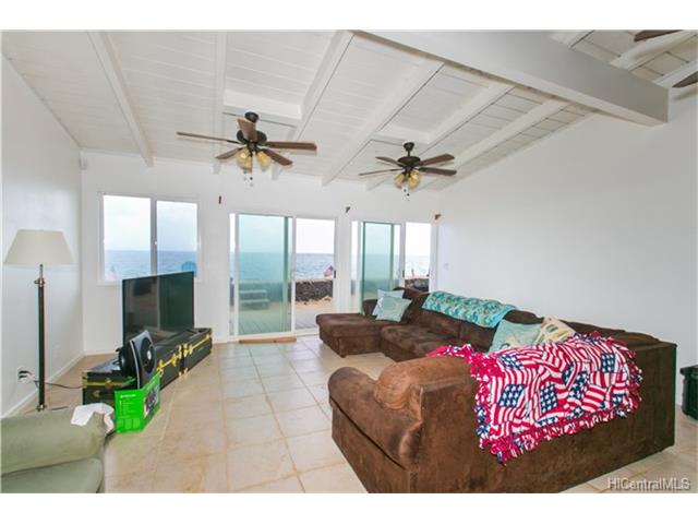 68-697 Farrington Highway