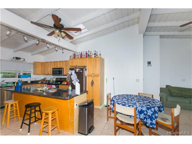 68-697 Farrington Highway