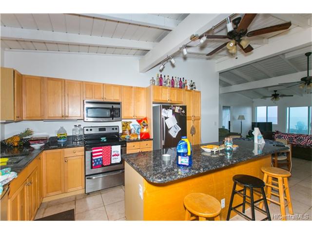 68-697 Farrington Highway