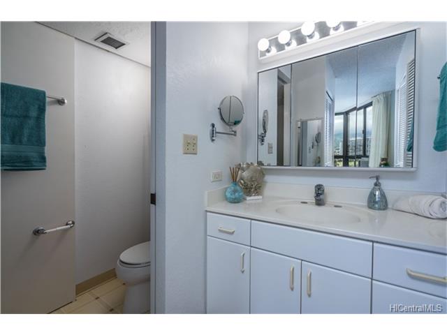 320 Liliuokalani Avenue  Unit 1103