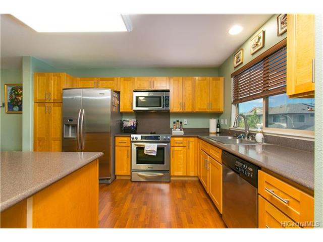 91-1179 Kaiau Avenue  Unit 803