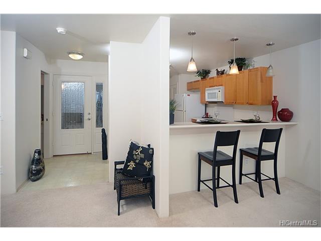 92-7127 Elele Street  Unit 203