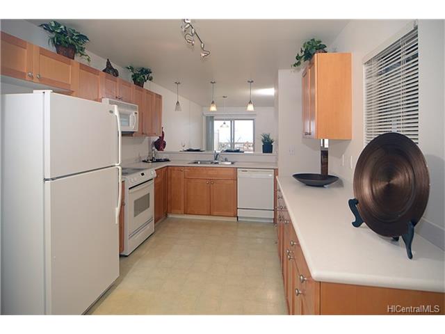 92-7127 Elele Street  Unit 203