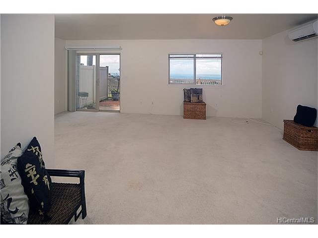 92-7127 Elele Street  Unit 203