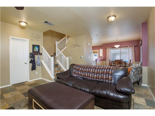 91-1061 Kaileolea Drive  Unit 2C5