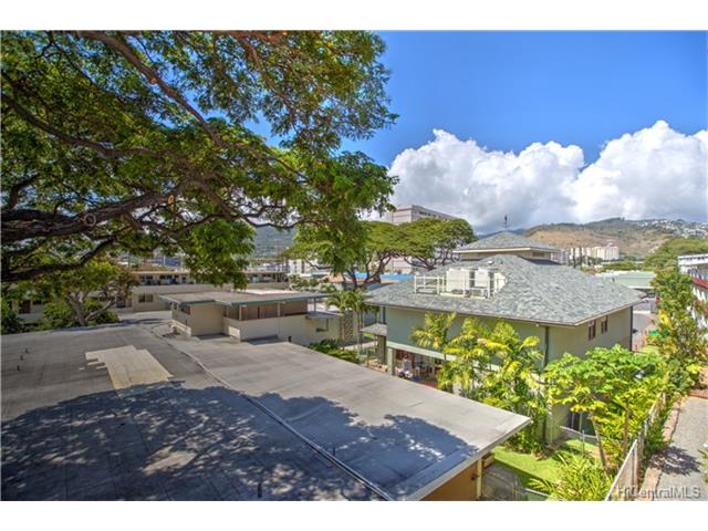 2752 Kahoaloha Lane  Unit I308