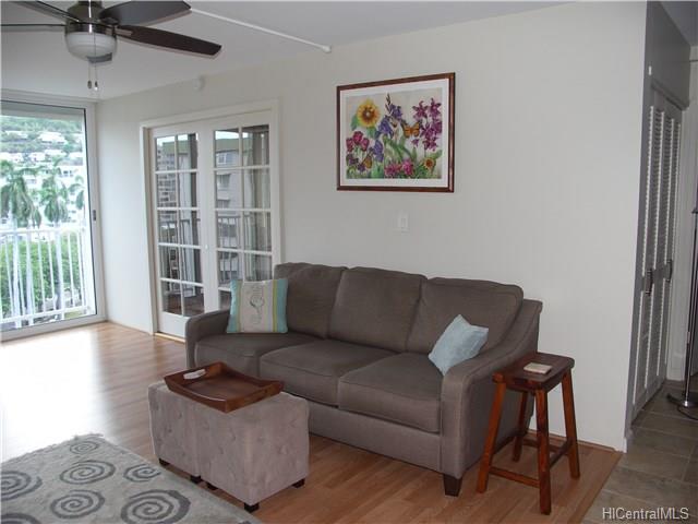 1617 Keeaumoku Street  Unit 703