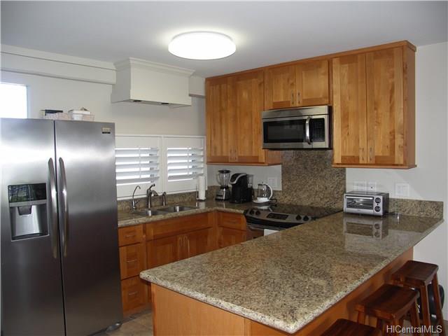 1617 Keeaumoku Street  Unit 703