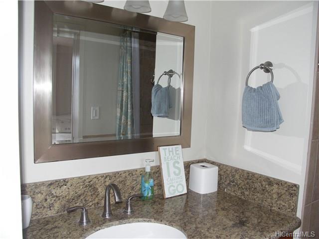 1617 Keeaumoku Street  Unit 703