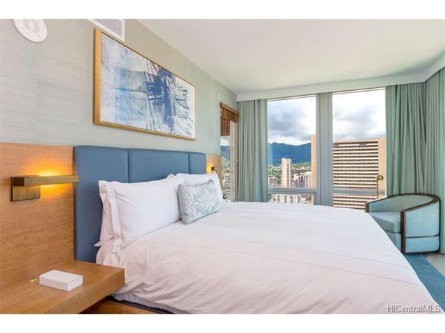 383 Kalaimoku Street  Unit 3307