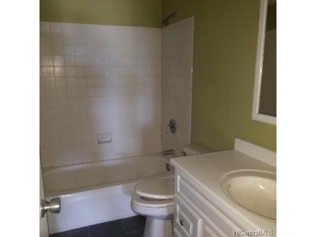 91-1040 Kaiau Avenue  Unit 12F