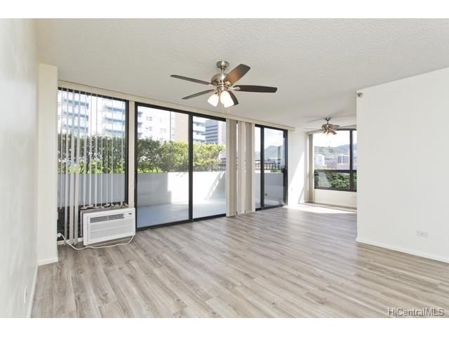 876 Curtis Street  Unit 605