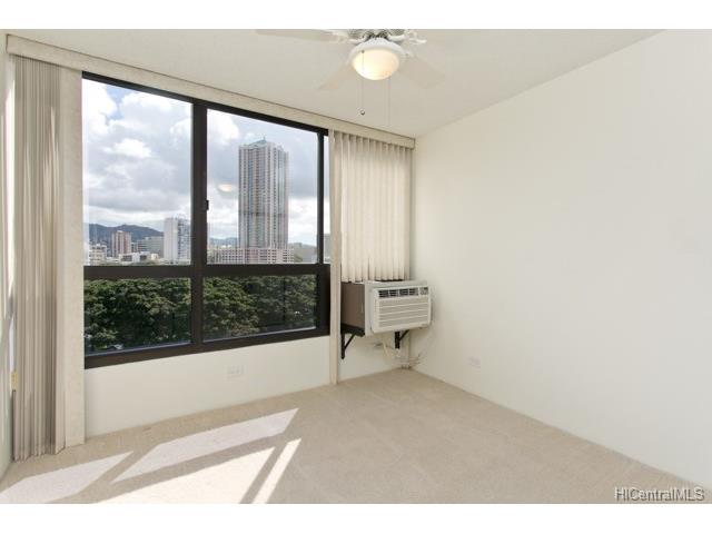 876 Curtis Street  Unit 605