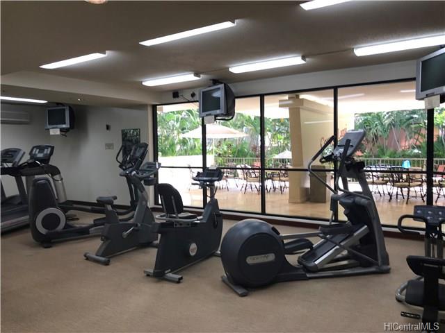 343 Hobron Lane  Unit 1404