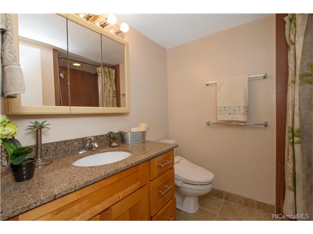 4300 Waialae Avenue  Unit B1205
