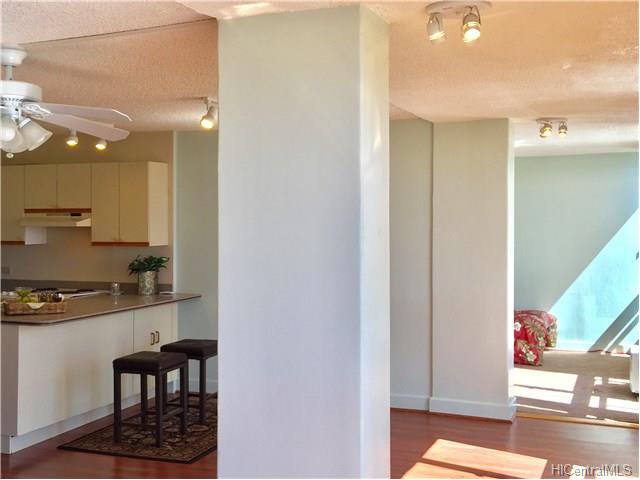 4300 Waialae Avenue  Unit B1205