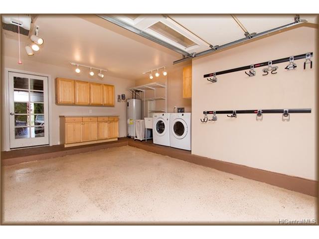 87-2201 Pakeke Street  Unit 65