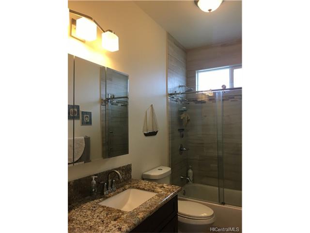 87-1720 Farrington Highway Unit 8 87-1720 Farrington Highway Unit 8