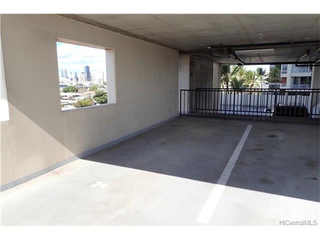 2754 Kuilei Street  Unit 704