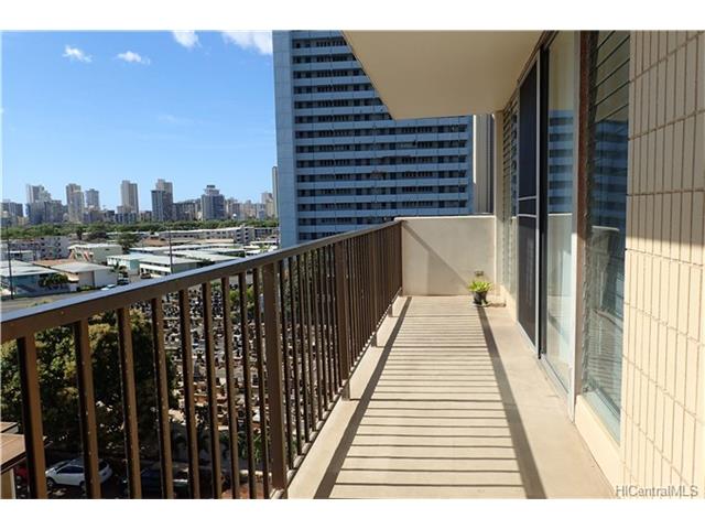 2754 Kuilei Street  Unit 704