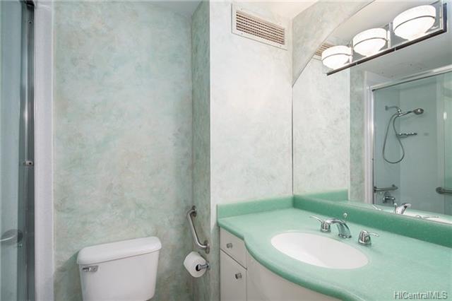2979 Kalakaua Avenue  Unit 804