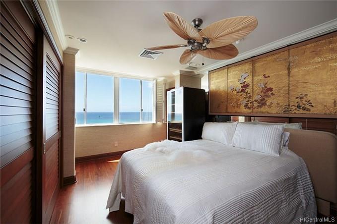 2969 Kalakaua Avenue  Unit 1201